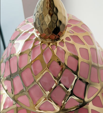 Amira | Decorative Urn